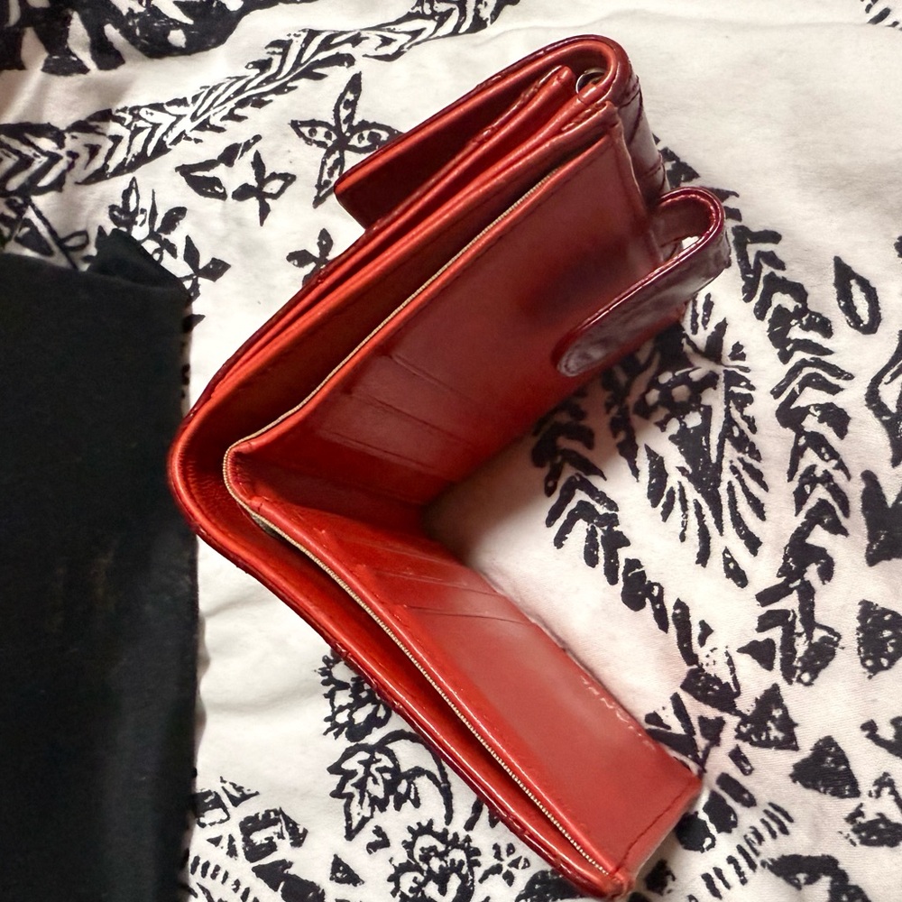 Chanel Red Quilted Leather wallet with unbranded silver Chain wallet - Picture 8 of 9